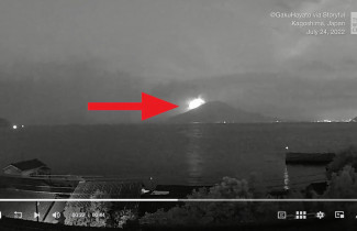 Výbuch japonské sopky Sakurajima video